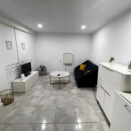 Apartamento Centrico Economico En Berga P1 Apartment Exterior photo